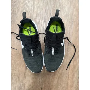 Nike Free TR 8‎ Womens Training Shoes Black White 942888-001 Sneakers thumbnail 3