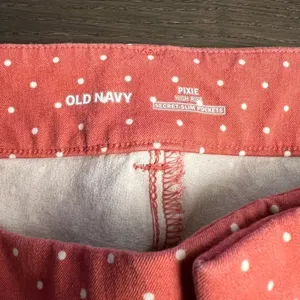 Old Navy Women's Size 6 Pixie High Rise Ankle Pant Gooseberry Red Pink Polka Dot thumbnail 10