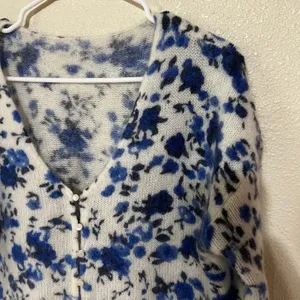 Sézane Lisette Gilet Floral V neck button front mohair Sweater - Blue Peonies XS thumbnail 3