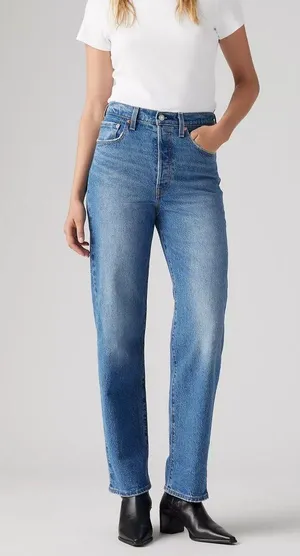 NWT Levi’s Ribcage Straight Ankle Jeans thumbnail 1
