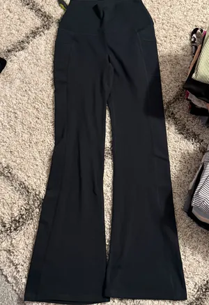 Yogalicious Flaire Leggings thumbnail 1