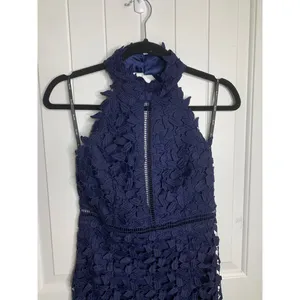 Bardot navy blue Gemma lace floral embroidered halter cocktail dress size‎ small thumbnail 4