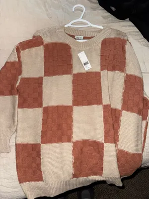 NWT BKE CHECKERED BUCKLE SWEATER SIZE SMALL thumbnail 1