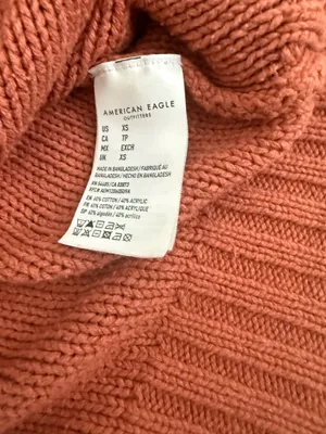 American Eagle Cropped rugby style cardigan thumbnail 4
