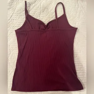 Hollister Maroon tank top thumbnail 2