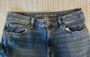 Outfitters Moms Jeans thumbnail 2