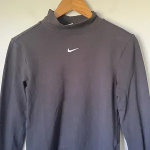 Nike Swoosh Mock-Neck Long-Sleeve Top Black Athletic Cotton Women's Size Medium thumbnail 5