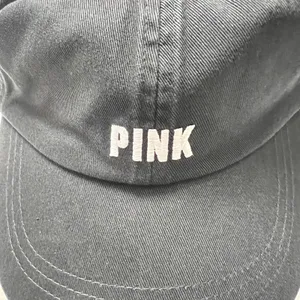 PINK Women’s Black Baseball Logo Hat NWT thumbnail 4