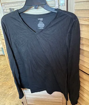 Danskin Now Black Long-Sleeve V-Neck Shirt Large thumbnail 1