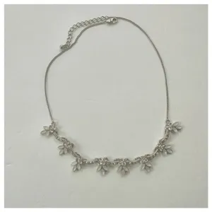 Rhinestone multi leaf choker necklace Silver thumbnail 11