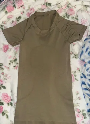 Lululemon Swiftly Tech Short Sleeve thumbnail 1
