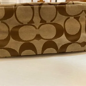 COACH SIGNATURE HOBO STYLE TOTE no 10627 shoulderbag satchel thumbnail 10