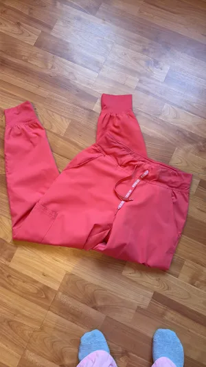 Med Couture Scrubs Set Coral thumbnail 2