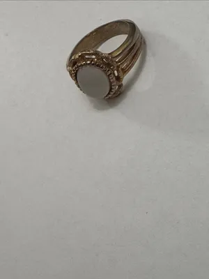 Gold-Tone Ring with White Oval Stone - Elegant Women's Jewelry thumbnail 3