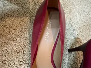 Women’s size 9 red Nine West heels thumbnail 4