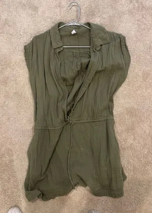 Old Navy Button-Up Romper thumbnail 1