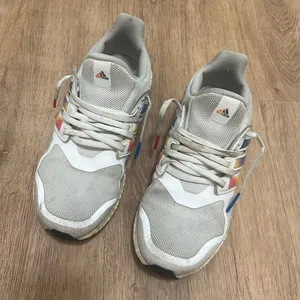 Adidas | Woman's Ultraboost S&L Pride White Rainbow Running Shoes, Size‎ 8.5 thumbnail 3