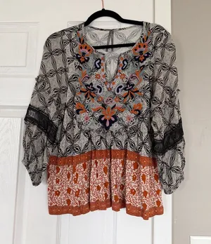 Anthropologie Boho Bohemian Embroidered Top Blouse Summer thumbnail 1