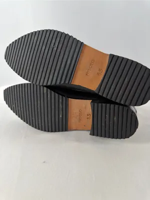 Nisolo Eva Everyday Leather Chelsea Boot in Black Size 8.5‎ thumbnail 8