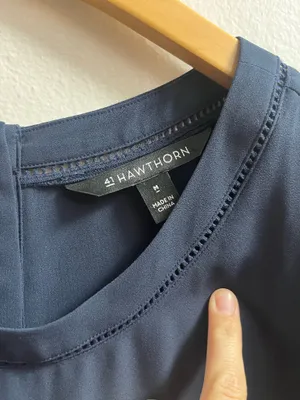 Blue blouse button back Size M thumbnail 4