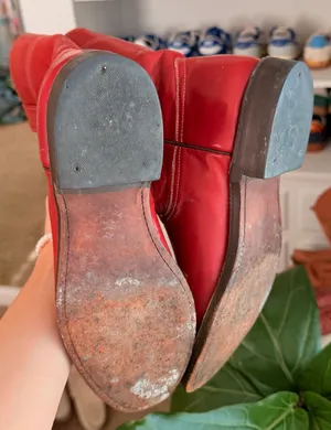 Vintage Charm red leather boots thumbnail 5
