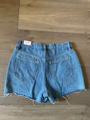 PINK Victoria’s Secret High Waisted Denim Cut Off Shorts Size 28 NWT thumbnail 10