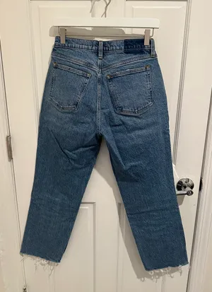 Mid Rise Ankle Straight Jeans thumbnail 2