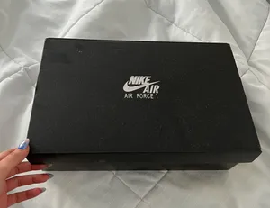 Air Force 1 thumbnail 14