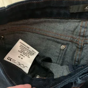 Joe’s dark wash jeans size 28 thumbnail 4