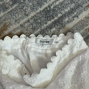 DO+BE White Ruffle Shorts thumbnail 3