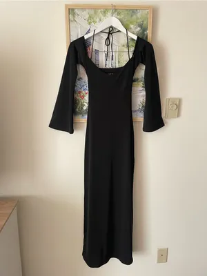 Meshki Tia Slinky Off Shoulder Flare Bell Long Sleeve Maxi Dress Black Size XS thumbnail 3