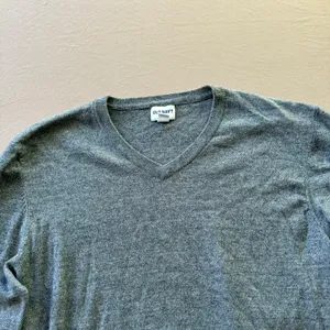 Old Navy V-Neck Sweater thumbnail 4