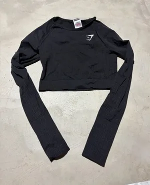 Gymshark Women’s Long-Sleeve Crop Seamless Top small thumbnail 1