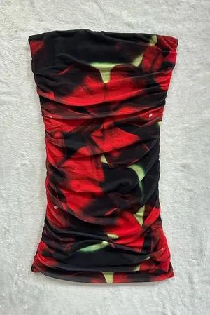 White Fox Ibiza Nights Strapless Mini Dress Red Hibiscus Size XS Bodycon Ruched thumbnail 1