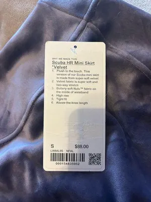 Lululemon velvet Skirt thumbnail 3