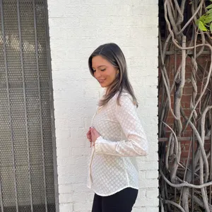 White Banana Republic Dillon classic fit blouse with ruffle collar sz xs thumbnail 3
