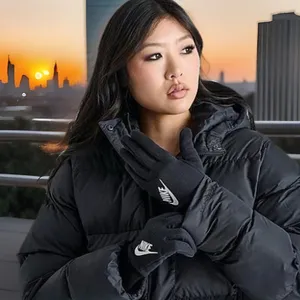 Nike Women’s Size Small Club Fleece Gloves. Black/White. New with tags. thumbnail 1