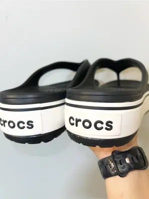 CROCS Women’s Platform Crocband Black and White Casual Flip Flop Sandals thumbnail 5
