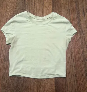 Alo Green Alosoft Short Sleeve Round Neck Crop Finesse Top thumbnail 1