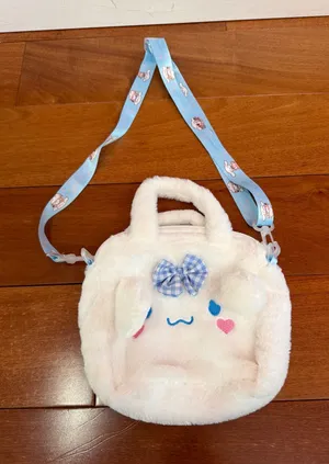 Sanrio Cinnamoroll Crossbody Bag Girls White Faux Fur‎ Plush Handbag Small 8in thumbnail 1