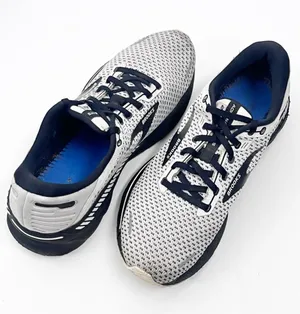 BROOKS Adrenaline GTS 22 Gray Women’s 11 Lace Up Running Shoes thumbnail 1