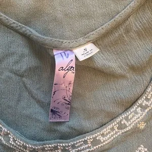 Alya EUC Green Embroidered Boho Sleeveless Tunic Dress Sz S thumbnail 5