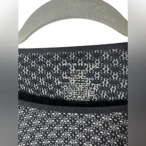Free‎ People Intimately Black Patterned Knit Crop Top XS/S thumbnail 3