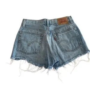Levi's 501 Denim Shorts Womens 25 Blue High Rise Distressed Frayed Boho‎ Summer thumbnail 3