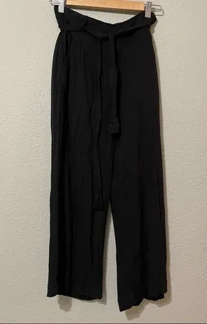 L Space Black Cropped Straight Leg Tie Waist Casual Pants Womens S Revolve Beach thumbnail 1