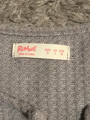 Grey cropped long sleeve top #winterwear No flaws Romwe size S thumbnail 4