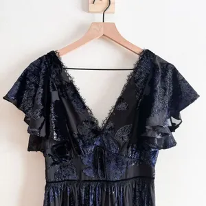 New Marchesa Notte Burnout Velvet Dress Size 4 thumbnail 5