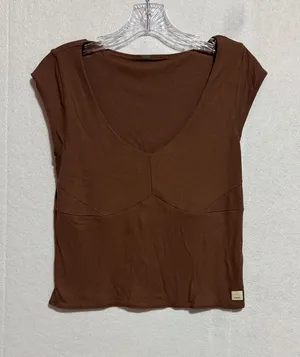 Vuori Brown Cap Sleeve Pose V-Neck Tee thumbnail 1