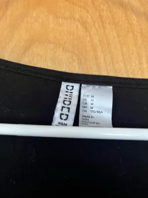 H&M Divided Black Crop Long Sleeve Top thumbnail 3
