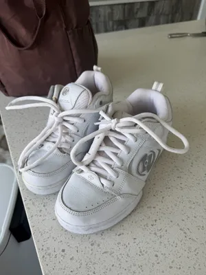 White Heelys (as is) thumbnail 5